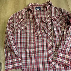 Wrangler Red and White Plaid Button Down Shirt vintage.  1980.